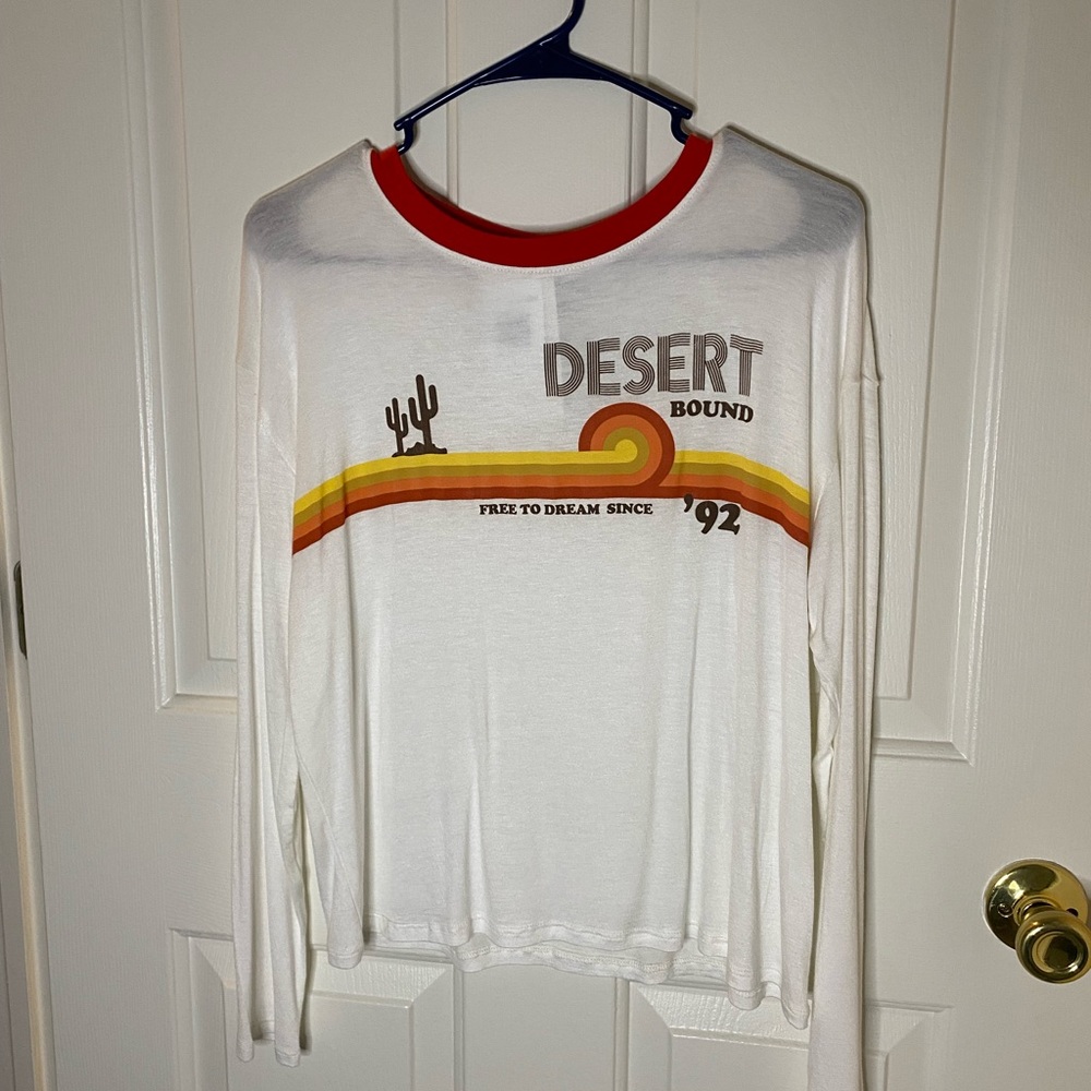 Cute light weight tee! NWT